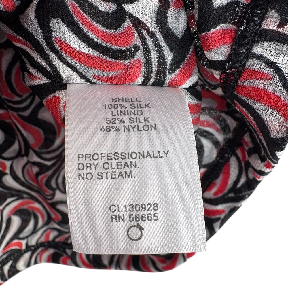 CLASSIQUES ENTIER Silk Black and Red Patterned Blouse Size Small — DESIGNER!!! - Picture 6 of 6